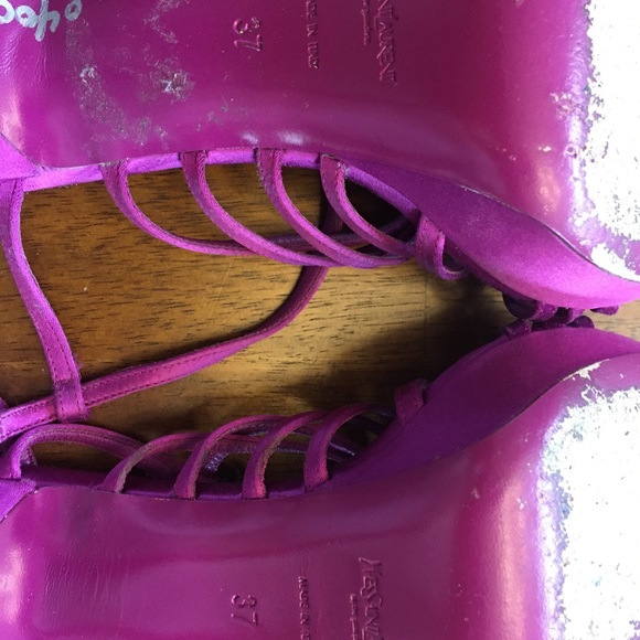 YSL Size 37 Magenta Strap Sandals - Picture 4 of 7